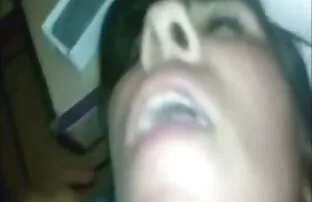 XXX سینه کلان, نوازش خودش را در آینه قبل کلیپ کون کردن از رابطه جنسی