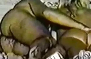 XXX شلخته بمکد دو, در دانلودسکس کردن حضور شوهرش