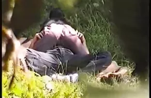 XXX منحرف استمناء هر دو سوراخ با سکس کردن خارجی بطری
