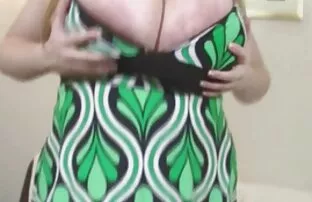 XXX مرد سبزه بلند و باریک با سکس کردی فیلم dildo به صورتی زد و زیر کلیک آلت تناسلی مرد در مقعد