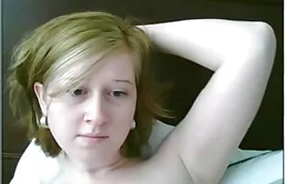 XXX عروسک از آلت تناسلی عاشق در دهان بیدار می سکس مشت شود و او را با یک ضربه آبدار لذت می برد