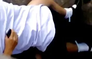 XXX بانوی سیاه پوست با بدن خالکوبی فشار ران بزرگ در حالی که داشتن رابطه جنسی با عکسهای سکسی کوس کردن یک دختر