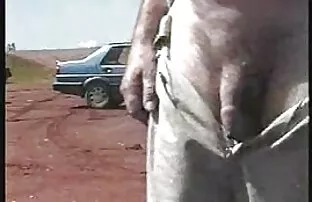 XXX زن جوان استمناء الاغ او فیلمسکس کردن را با یک اسباب بازی های جنسی و سازماندهی خودش مشت کردن مقعد در وب کم