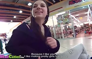 XXX جوجه ورزش ها در اسکیت سواری دیک بزرگ كردن كون