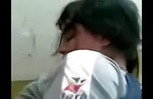 XXX مرد روغن تا الاغ لاتین سکس کوس کردن و الاغ او را licks