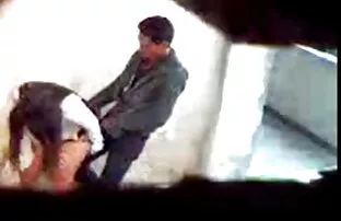 XXX زن نشان داد تماشا کردن سکس مرد مو کوتاه در بیدمشک