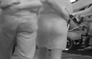 XXX ریشو دختر fucks در ورزش سکس کون گایی در صبح