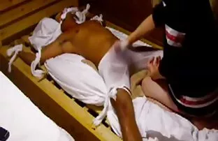 XXX دختر طرفداران یک مجله بزرگسالان و fucks در با فیلم کونزن یک دختر در پارک